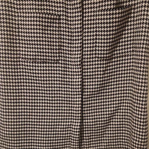 CeCe Black and White Houndstooth Midi Dress - Picture 3 of 9